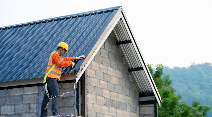Professional metal roof installation in Corsicana, TX